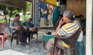 Bhabinkamtibmas Polsek Kalukku Sambang dan Dengar Keluhan Warga