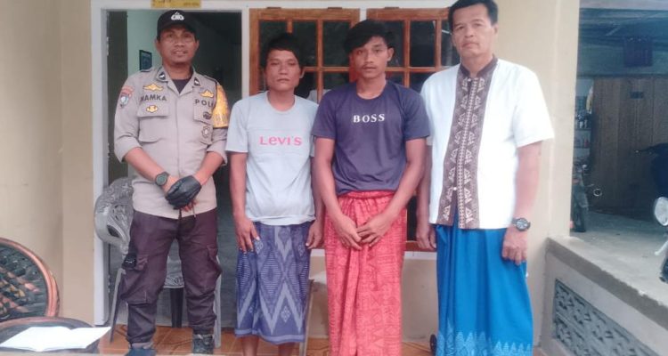 Polsek Tapalang  Respon  Penemuan Dua Orang Terdampar di Laut