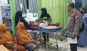 Polsek Sampaga Respon Cepat Tangani Laka Lantas Tunggal Ambulans Puskesmas Pangale