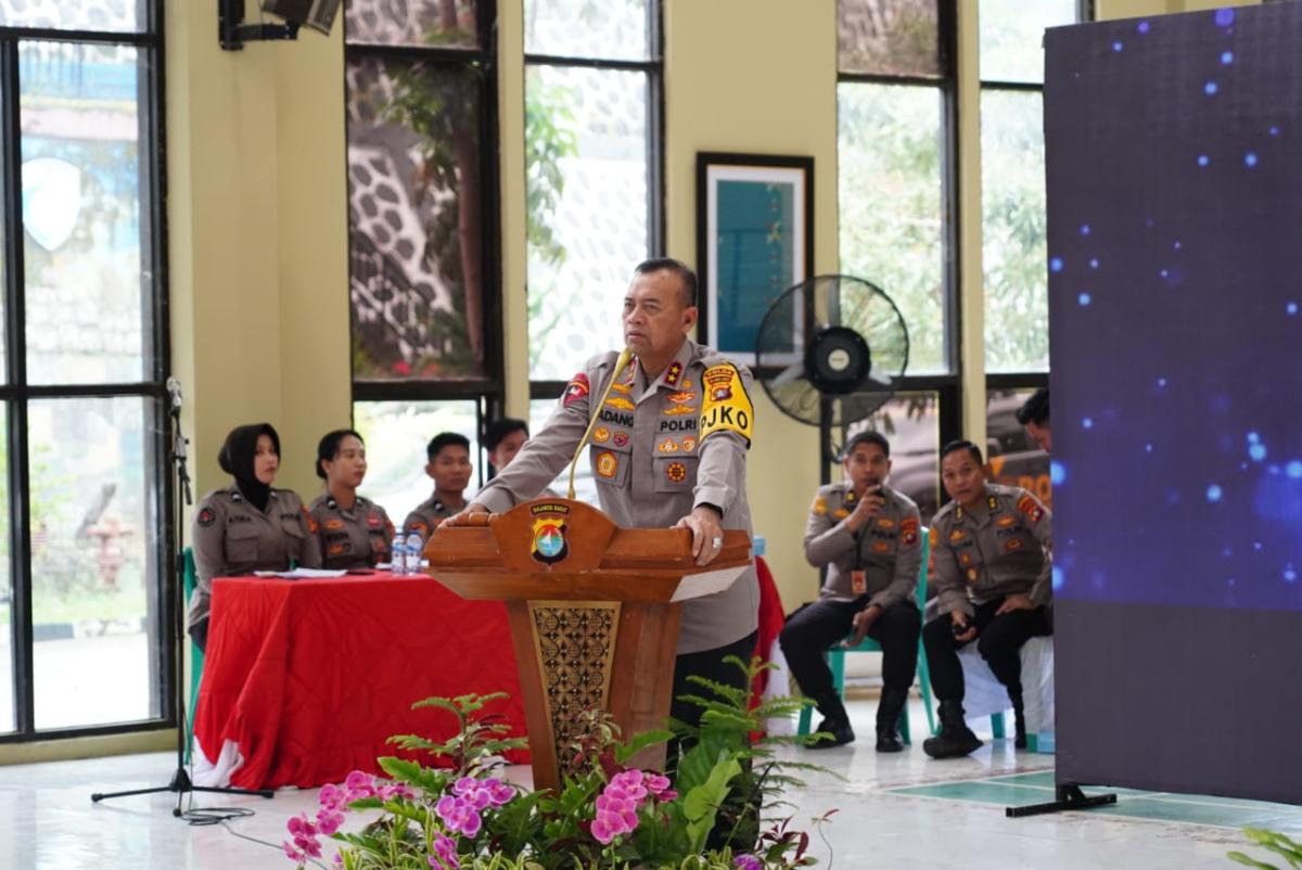 Kapolda Sulbar Pastikan Permainan Sabung Ayam Akan Diberantas Habis.