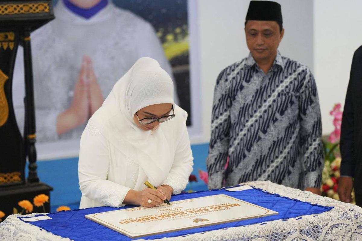 Masjid Raya Suada Resmi Diserahkan BPPW Sulbar ke Pemkab Mamuju