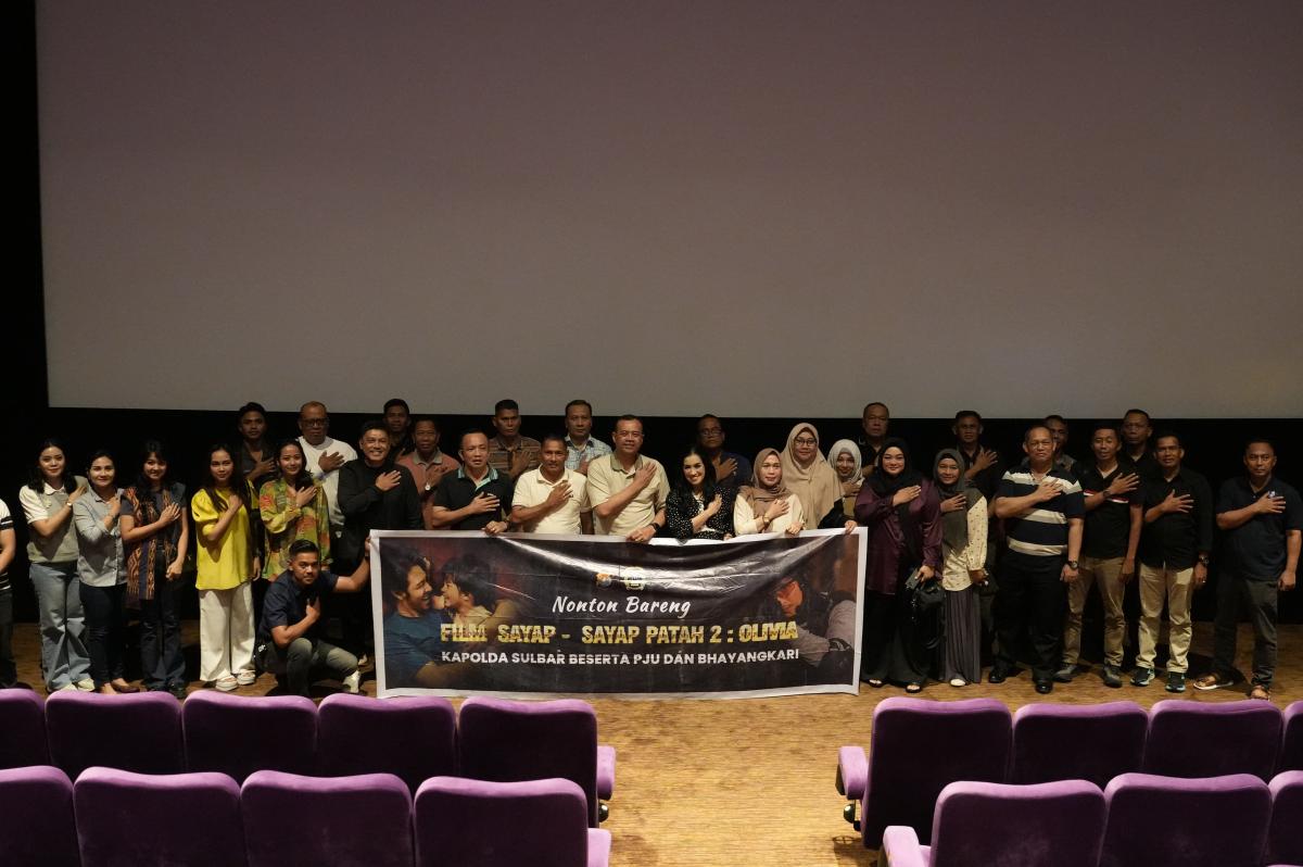 Nobar "Sayap-Sayap Patah 2", Kapolda Sulbar: Inspirasi Pengabdian dari Hati Seorang Ayah Nobar "Sayap-Sayap Patah 2", Kapolda Sulbar: Inspirasi Pengabdian dari Hati Seorang Ayah