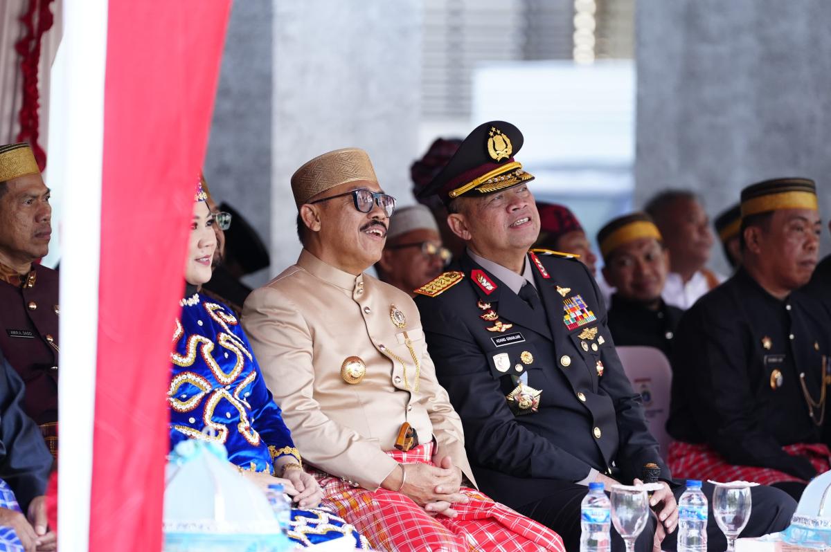 Kapolda Sulbar Hadiri Upacara Hardiknas, Tunjukkan Sinergi Jaga Kualitas Pendidika