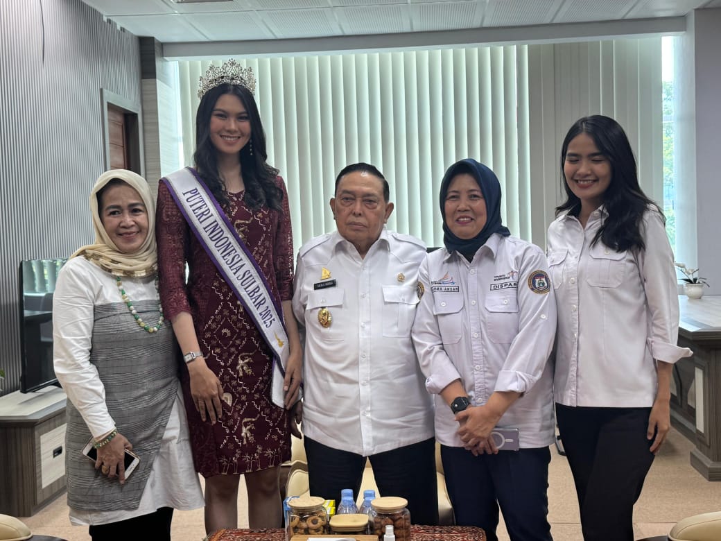 Wagub Sulbar Bangga, Adinda Putri Pawan Lolos 16 Besar Putri Indonesi Wagub Sulbar Bangga, Adinda Putri Pawan Lolos 16 Besar Putri Indonesi