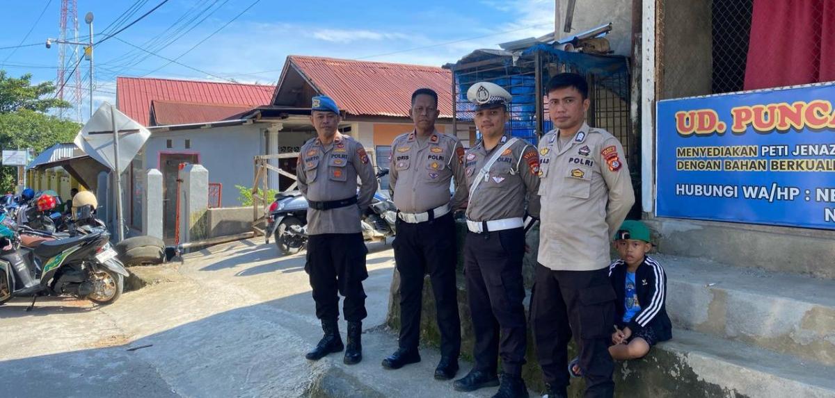 Polresta Mamuju dan Polsek Jajaran pengamanan Ibadah Kenaikan Isa Al Masihl Polresta Mamuju dan Polsek Jajaran pengamanan Ibadah Kenaikan Isa Al Masihl