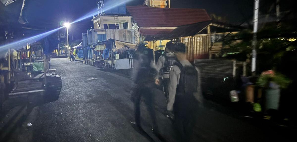 Polri Untuk Masyarakat: Tim Patmor Polresta Mamuju Gelar Patroli Rutin Polri Untuk Masyarakat: Tim Patmor Polresta Mamuju Gelar Patroli Rutin