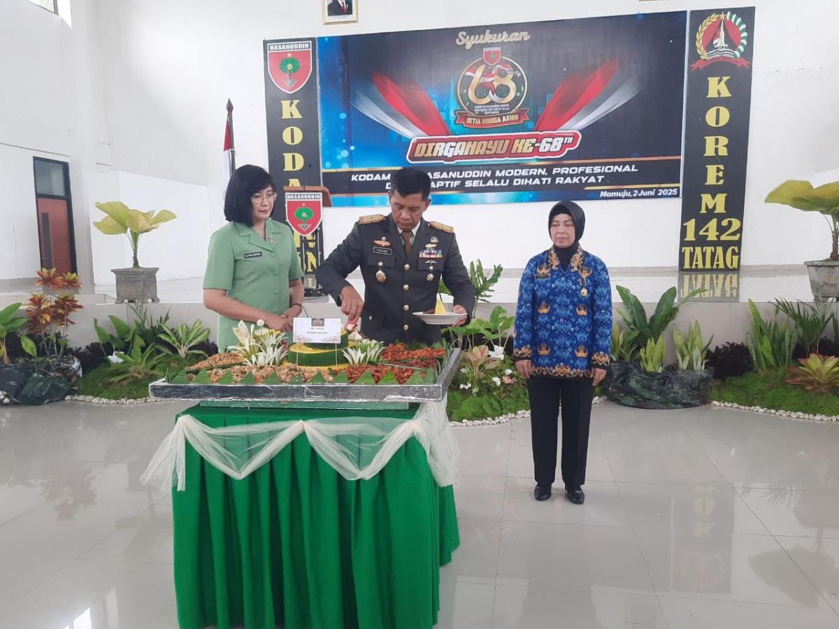 Korem 142/Tatag Gelar Syukuran HUT ke-68 Kodam XIV/Hasanuddin