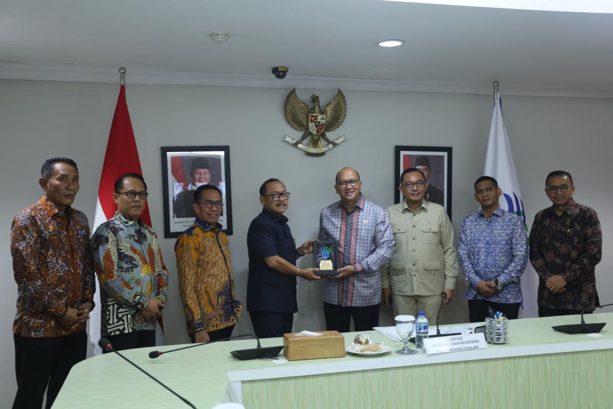 Gubernur Suhardi Duka Paparkan Lima Potensi Strategis Sulbar, Menteri Investasi Siap Fasilitasi