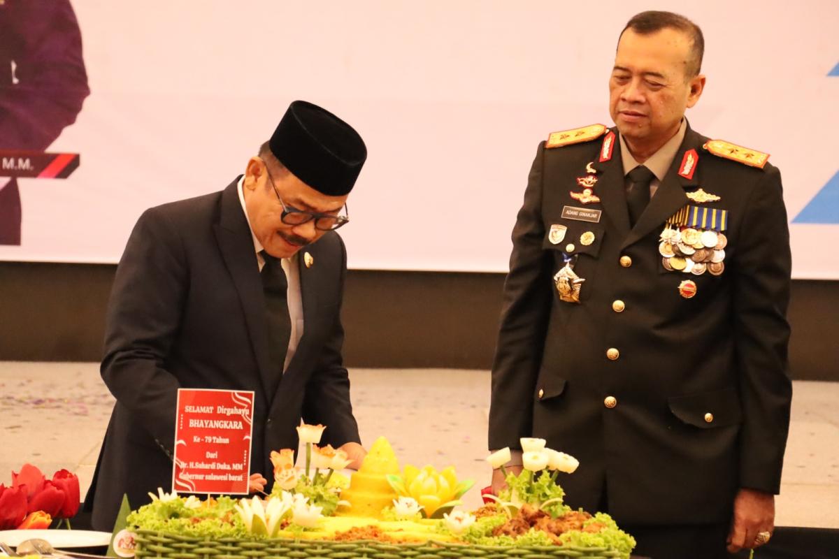 Kemeriahan Syukuran HUT Bhayangkara ke-79 Polda Sulbar Bergemah
