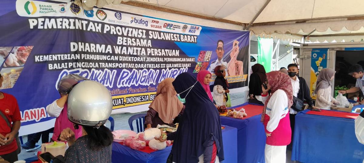GPM di Terminal Mamuju: Pemprov Sulbar Turunkan Harga Sembako & Kendalikan Inflasi GPM di Terminal Mamuju: Pemprov Sulbar Turunkan Harga Sembako & Kendalikan Inflasi