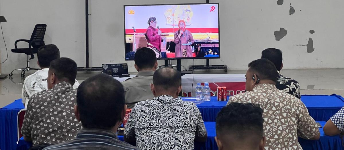 Polresta Mamuju Nobar Pergelaran Wayang Kulit “Amartha Binangun” Polresta Mamuju Nobar Pergelaran Wayang Kulit “Amartha Binangun”