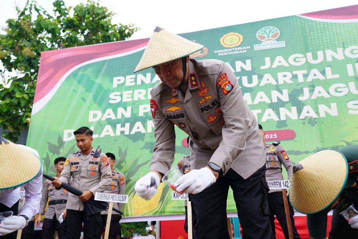 Kapolda Sulbar Pimpin Penanaman Jagung Serentak, Perkuat Komitmen Swasembada Pangan 2025