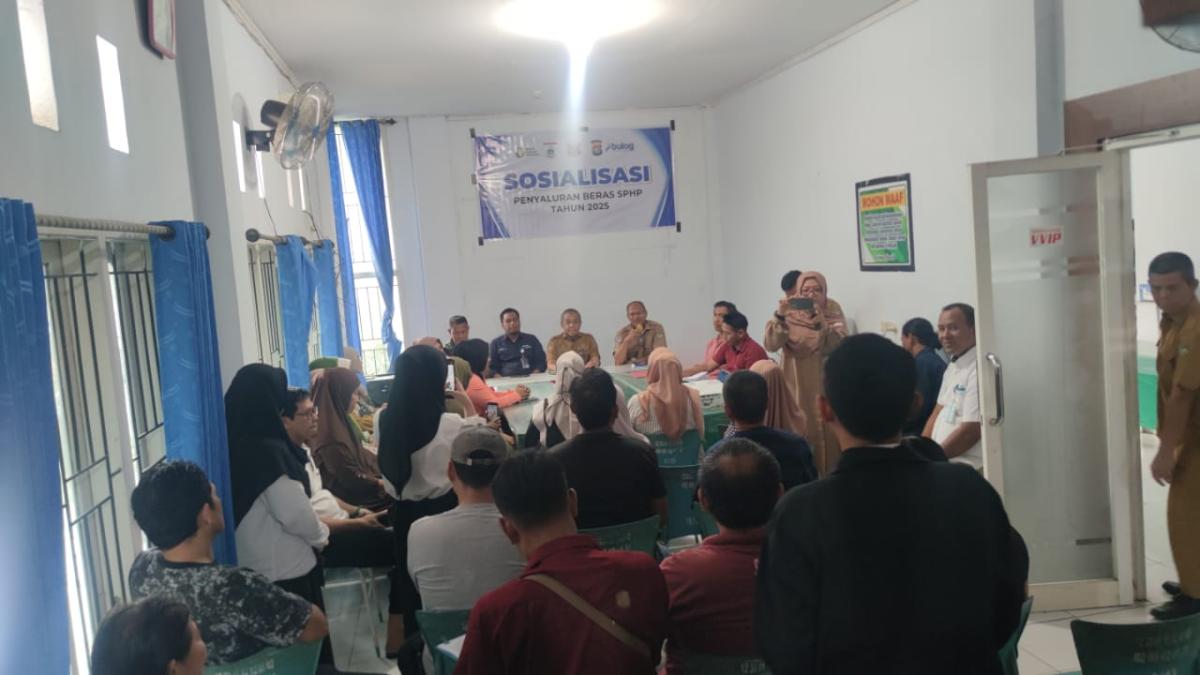 Pemprov Sulbar Sosialisasikan Penyaluran Beras SPHP, Himbau Pedagang Jangan Timbun Stok