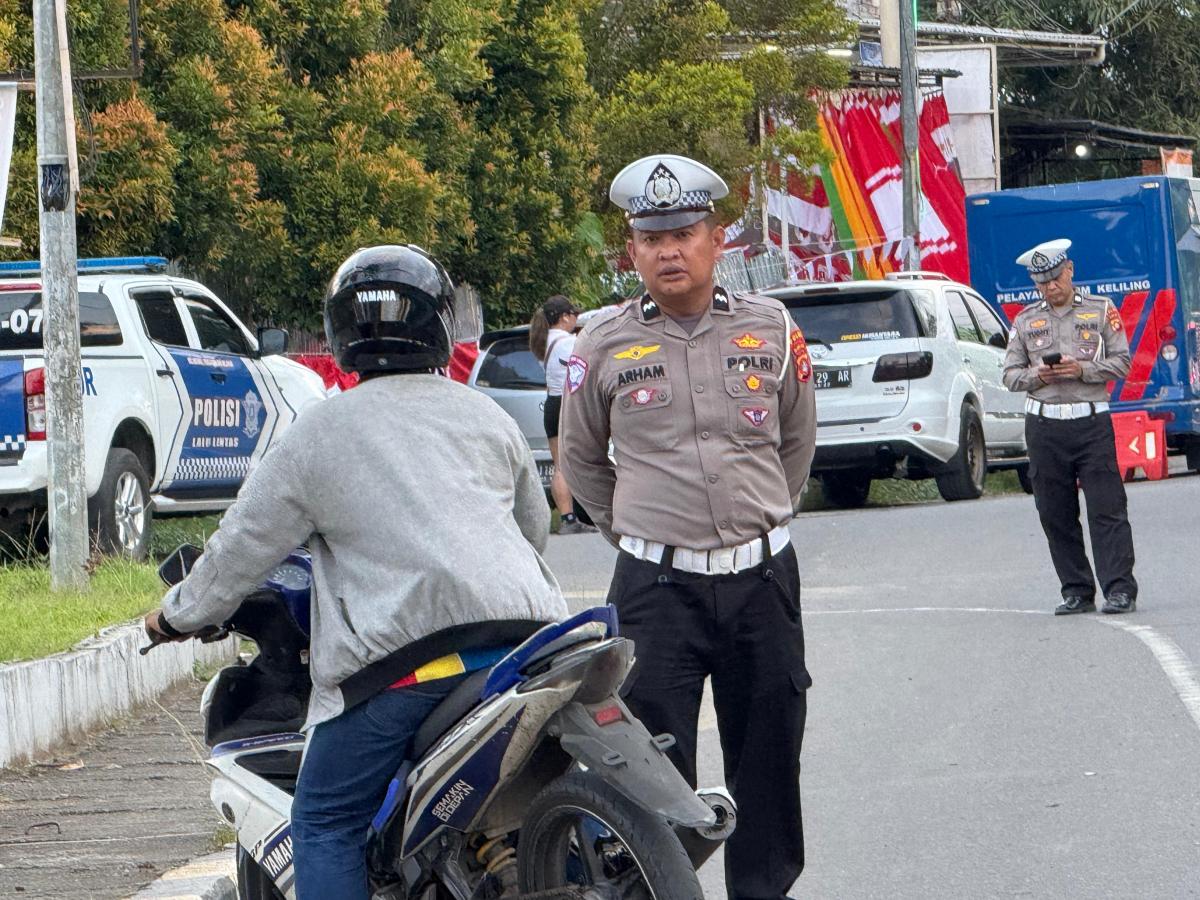 Operasi Patuh: 27 Pelanggaran Ditindak, Polda Sulbar Padukan Penindakan dan Edukasi Keselamatan Berkendara