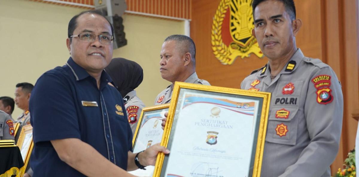 Polresta Mamuju Kembali Raih Penghargaan Sebagai Satker Terbaik dalam Penilaian Aplikasi EPZI dan NKA