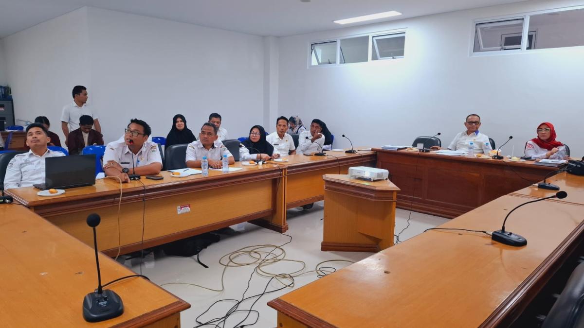 Komisi II DPRD Sulbar Bersama OPD Pemprov Sulbar Lanjutkan Pembahasan Ranperda Pertanggungjawaban Pelaksanaan APBD 2024 Komisi II DPRD Sulbar Bersama OPD Pemprov Sulbar Lanjutkan Pembahasan Ranperda Pertanggungjawaban Pelaksanaan APBD 2024