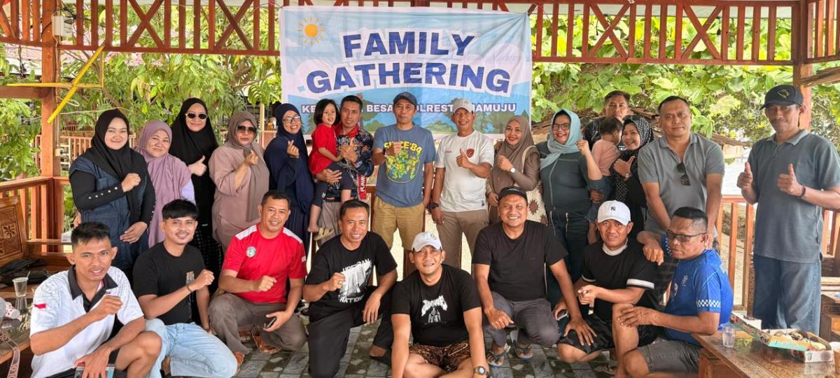 Polresta Mamuju  Gelar Family Gathering di Objek Wisata