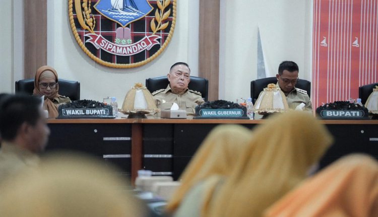 Wagub Sulbar Dorong Evaluasi Program: Stunting dan Kemiskinan Ditangani Secara Maksimal