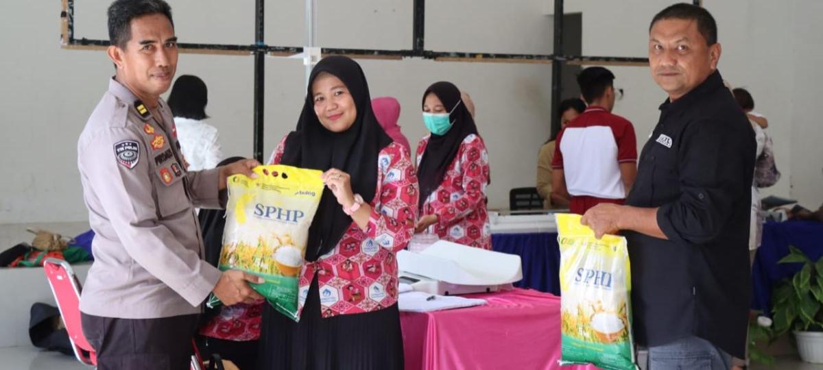 Posyandu Bhayangkari Cabang Kota Mamuju Kolaborasi Puskesmas Binanga Rutin Gelar Pemeriksaan Kesehatan Bayi