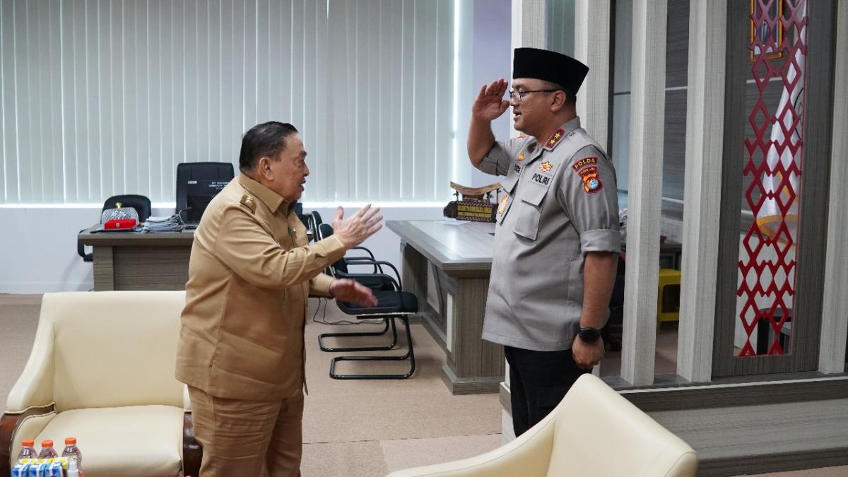 IMG-20250901-WA0128 Kunjungan Silaturahmi ke Wagub, Kapolda Sulbar Jalin Sinergi untuk Stabilitas Kamtibmas