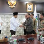 IMG-20250926-WA0101 Perkuat Perlindungan Sosial, Gubernur SDK Bahas Kemiskinan Ekstrem Bersama Mensos