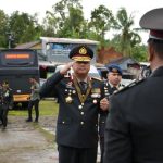 IMG-20251110-WA0030 Tabur Bunga di TMP, Kapolda Sulbar: Jasa Pahlawan Takkan Pernah Terlupa
